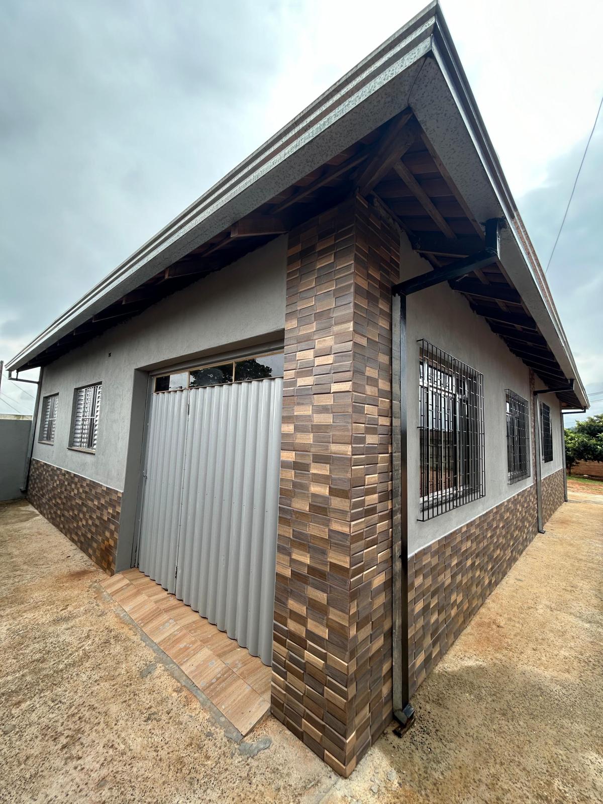 Casa com 3 quartos, 102m², à venda em Ponta Grossa, Uvaranas